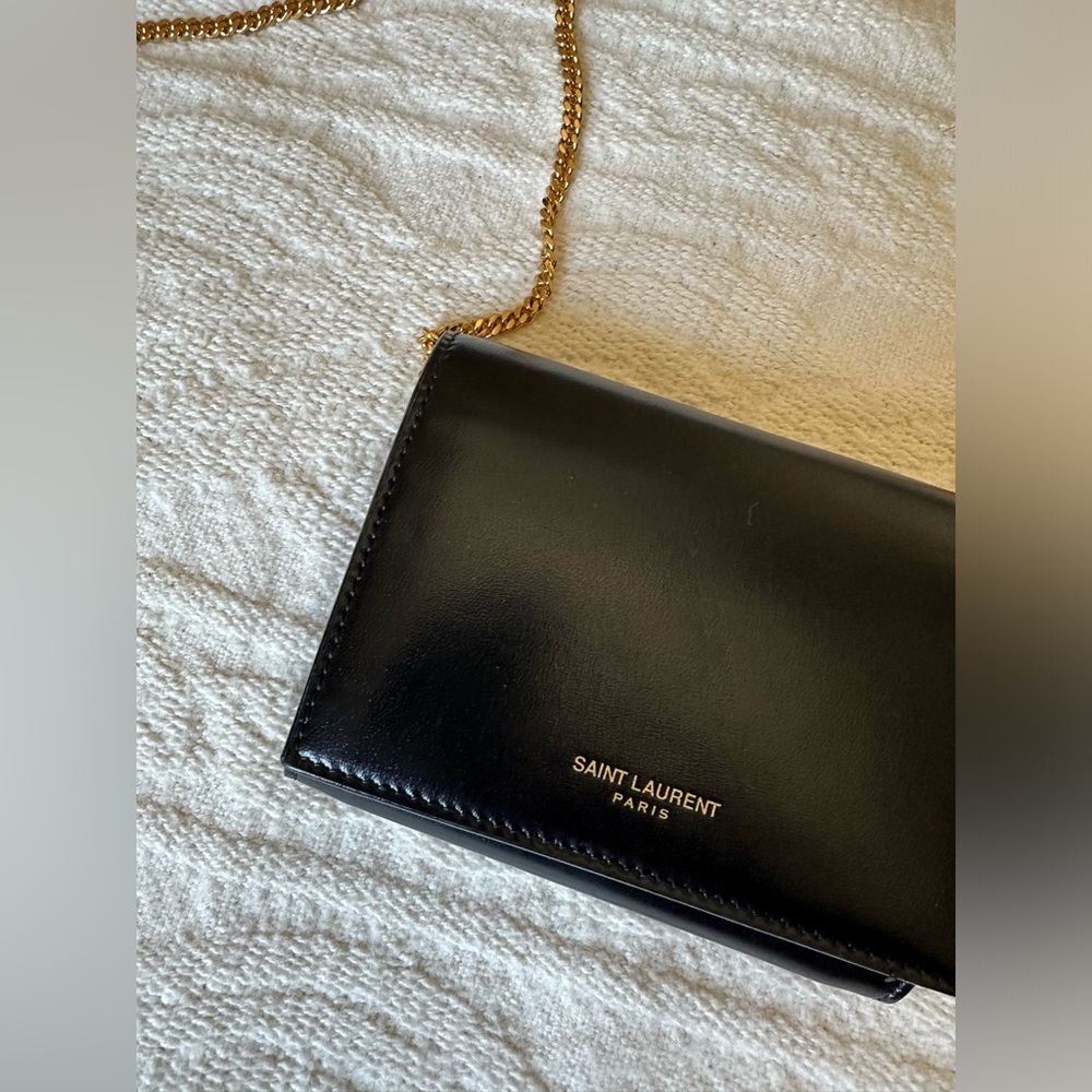 Saint Laurent mini crossbody chain wallet - Picture 4 of 13